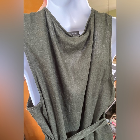 Dark Green linen blend jumpsuit - Picture 5 of 8